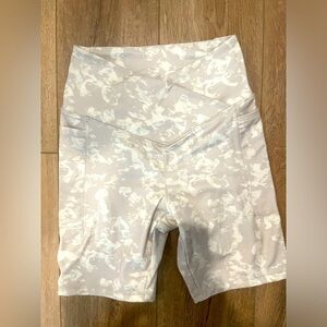 Workout shorts women’s small
